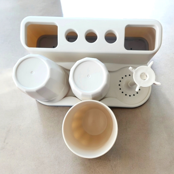 TOOTHBRUSH Holder with Cups - Picture 3 of 3